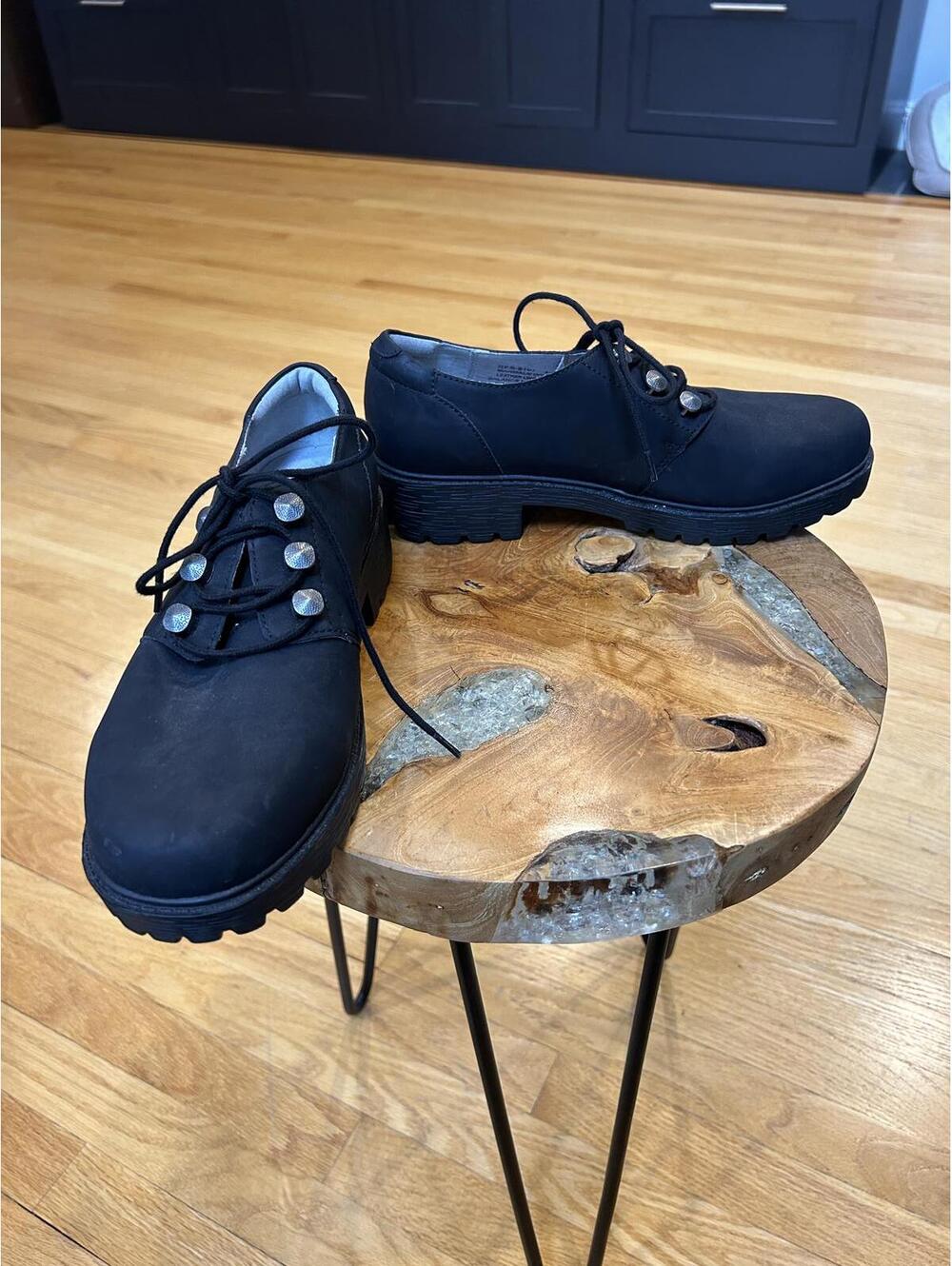 Alegria Resa Black Women's Casual Lace-Up Shoes
